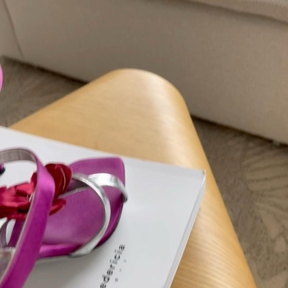 Stunning Louis Vuitton beauties!  ❤️ Size US 5.5 - Picture 6 of 6